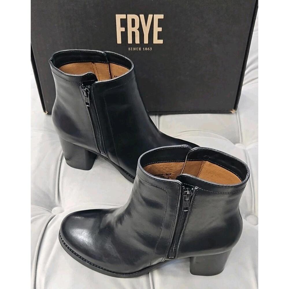 Frye Addie Black Leather Double Zip Boots Womens Shoes 8.5